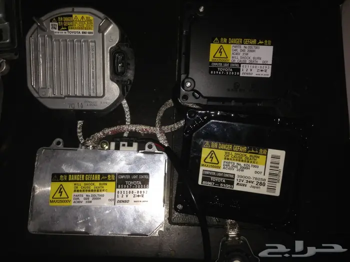 جميع انواع  الزينون لمبات اصليه لجميع انواع السيارات وعدسات 1