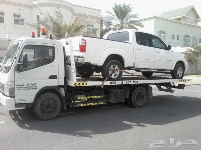 سطحة لنقل السيارات من دبي الى اي مكان في السعودية  0