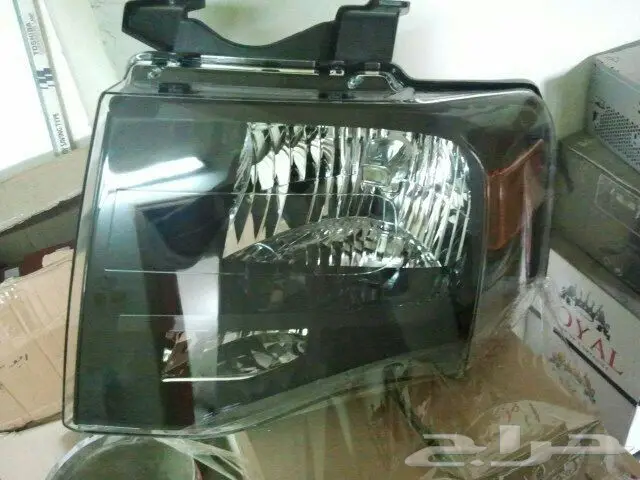 تظليل متحرك روعه جدا (ستائر) لجميع انواع السيارات  كما يوجد لدينا قطع غيار واكسسوارات للاكسبدشن والا 32