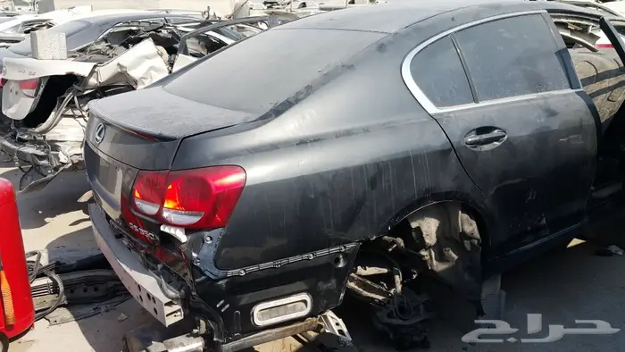 لكزس مصدوم تشليح ((قطع غيار فقط)) 4