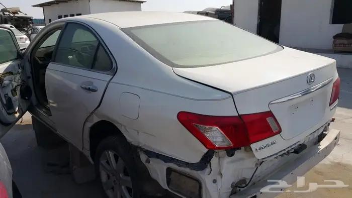 لكزس مصدوم تشليح ((قطع غيار فقط)) 1