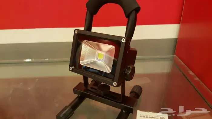 جميع انواع  الزينون لمبات اصليه لجميع انواع السيارات وعدسات 14