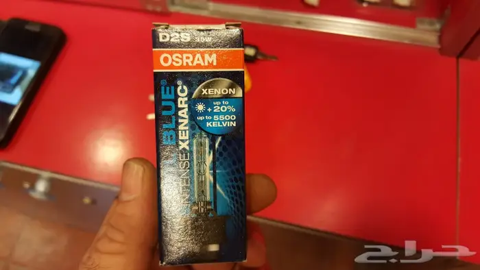 جميع انواع  الزينون لمبات اصليه لجميع انواع السيارات وعدسات 12