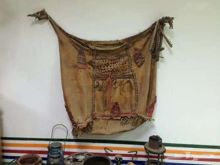 متحف تراثي كامل نادر للبيع اكثر من 255 قطعه 13