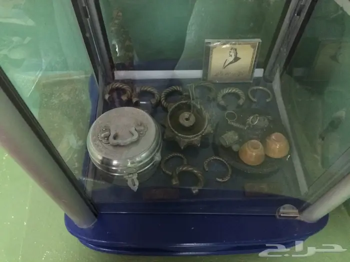 متحف تراثي كامل نادر للبيع اكثر من 255 قطعه 22