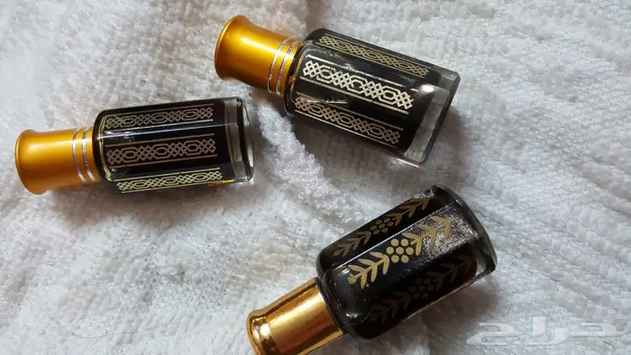 العود اللاوسي النادر والدهن التايلندي الملكي 1