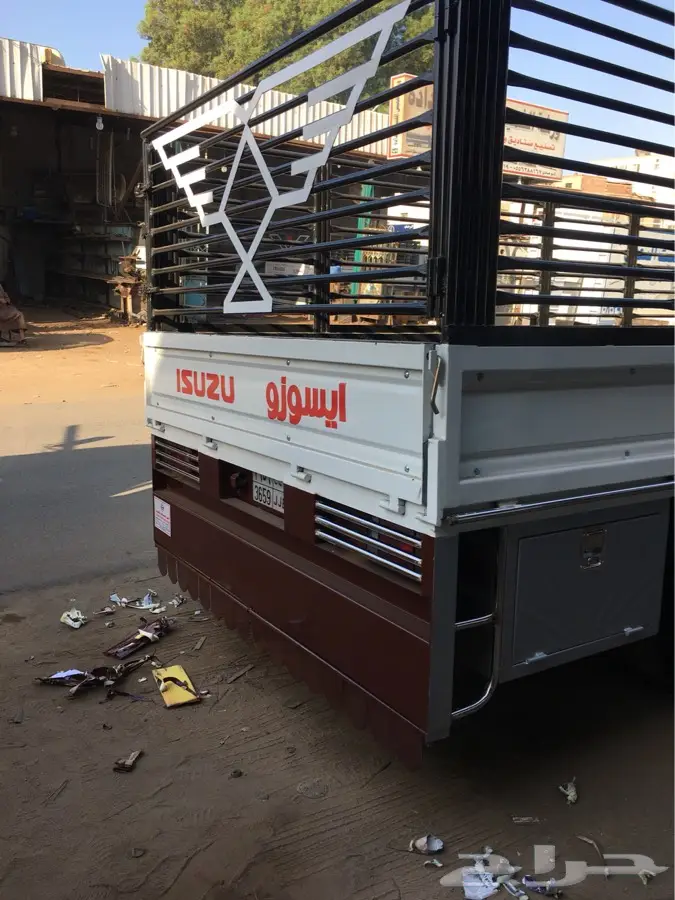 مركز النور لتصنيع شبوك وصناديق الدينات 7