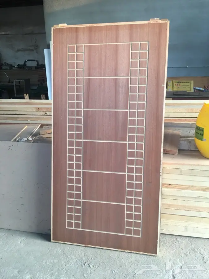 المحترفون للابواب الخشب 23