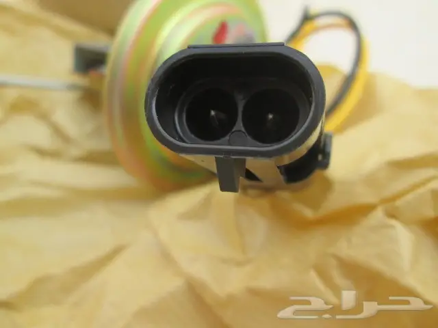 عوامة بنزين دتسن 80 - 85 8