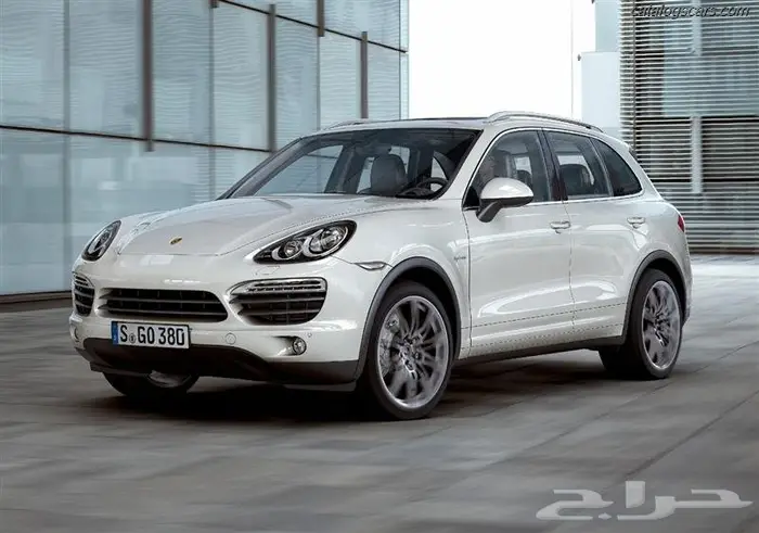 مساعدات وبالونات بورش كايين وبانميرا 1