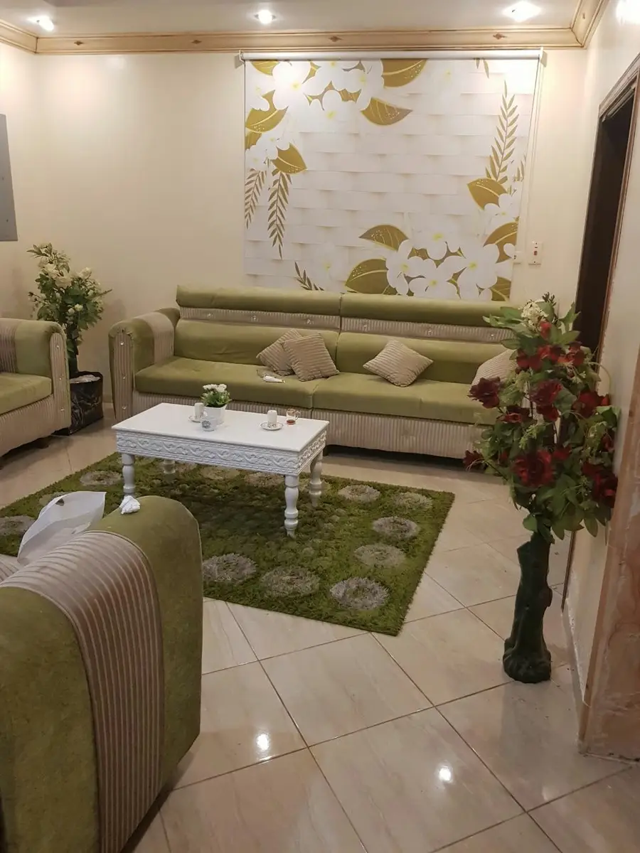 نقل عفش واثاث داخل وخارج الرياض ابومحمدسودان