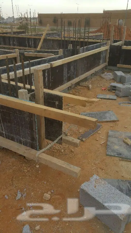 مقاول مباني