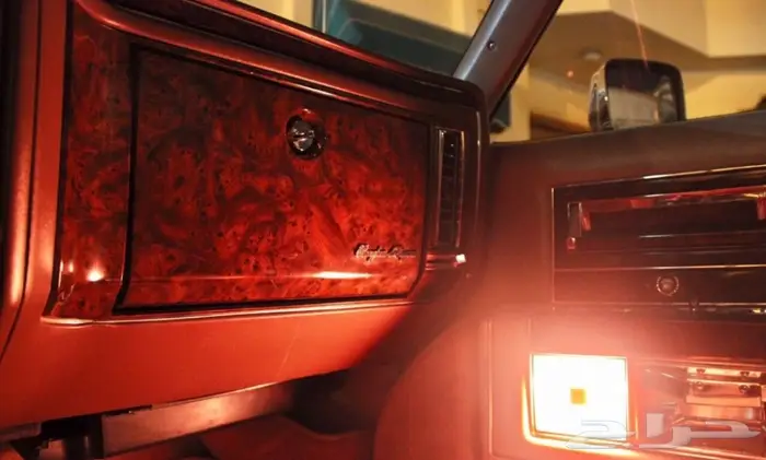 شاهدوا مجموعة سياراتنا الكلاسيكية بالموقع. 42