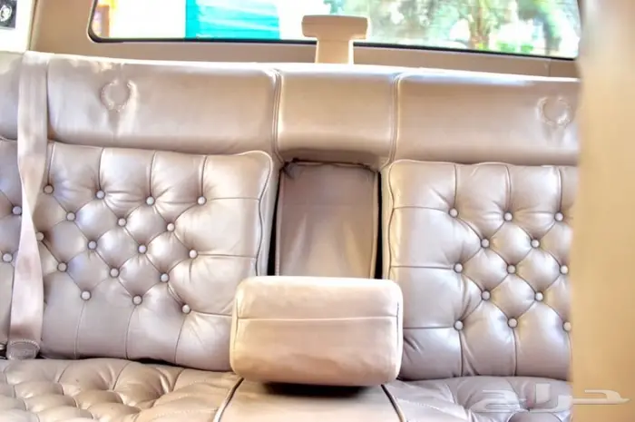 شاهدوا مجموعة سياراتنا الكلاسيكية بالموقع. 22