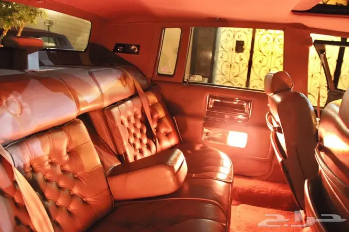 شاهدوا مجموعة سياراتنا الكلاسيكية بالموقع. 39