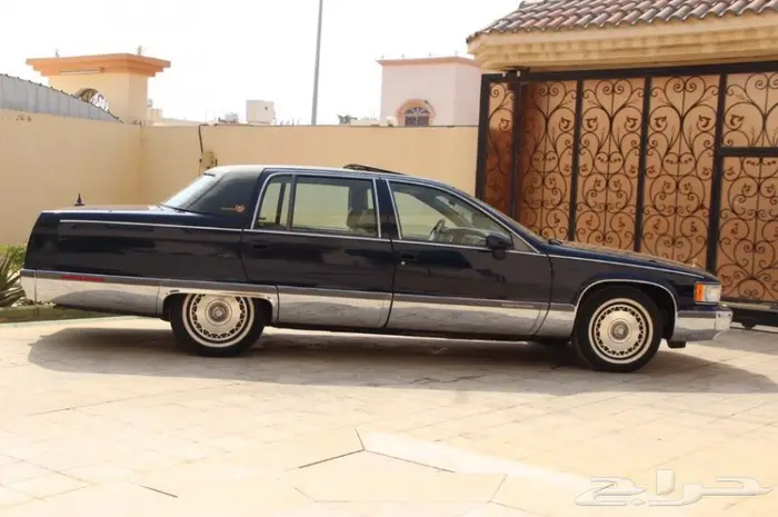 شاهدوا مجموعة سياراتنا الكلاسيكية بالموقع. 65