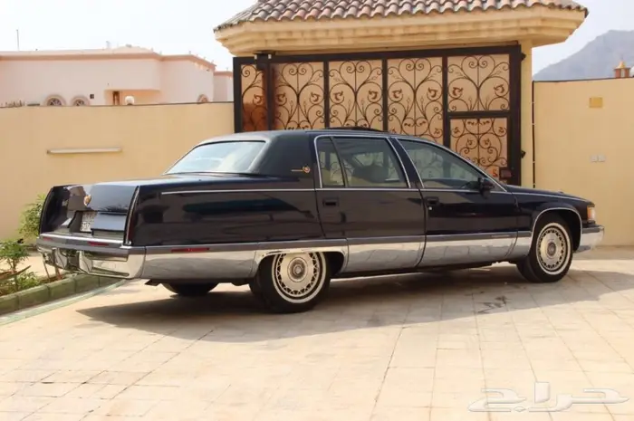 شاهدوا مجموعة سياراتنا الكلاسيكية بالموقع. 66