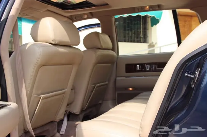 شاهدوا مجموعة سياراتنا الكلاسيكية بالموقع. 90