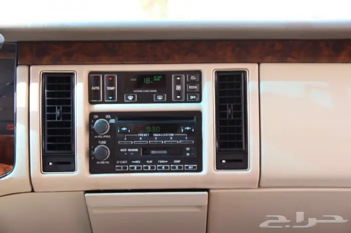 شاهدوا مجموعة سياراتنا الكلاسيكية بالموقع. 93