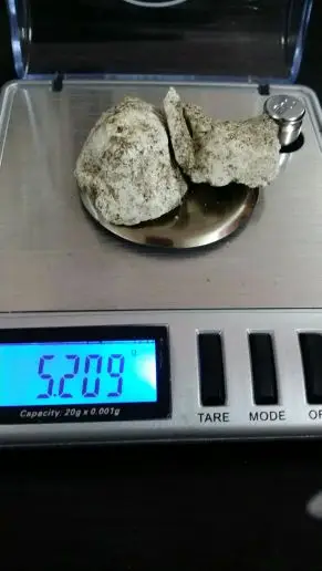 عنبر ابيض للبيع طبيعي (image 1)