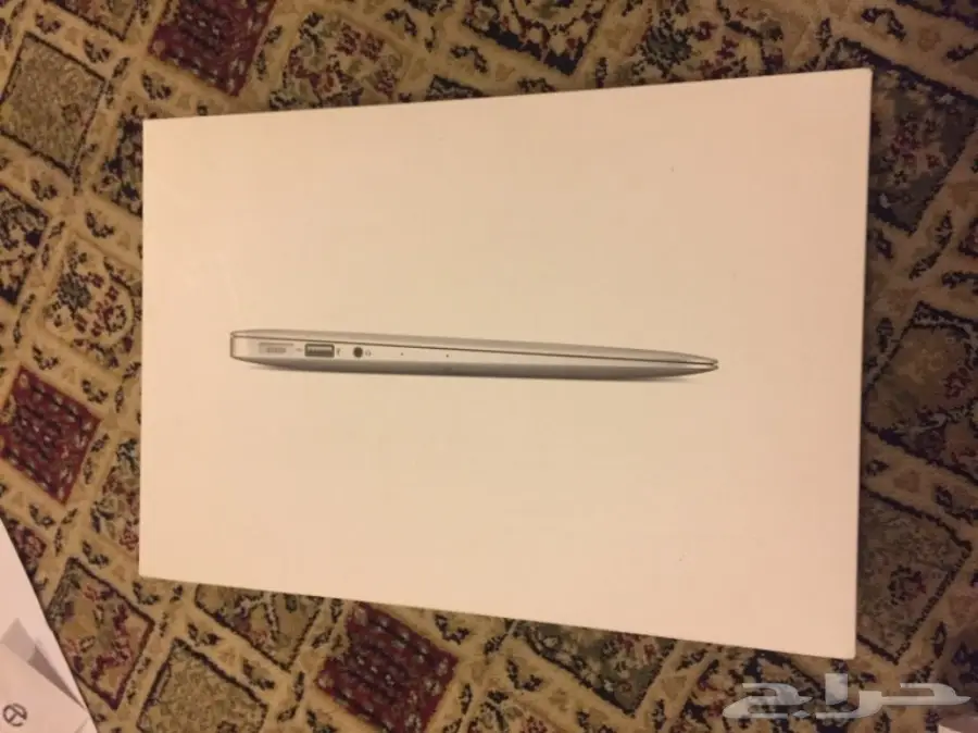 MacBook Air (image 2)