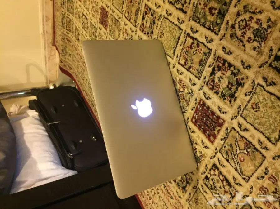 MacBook Air (image 7)