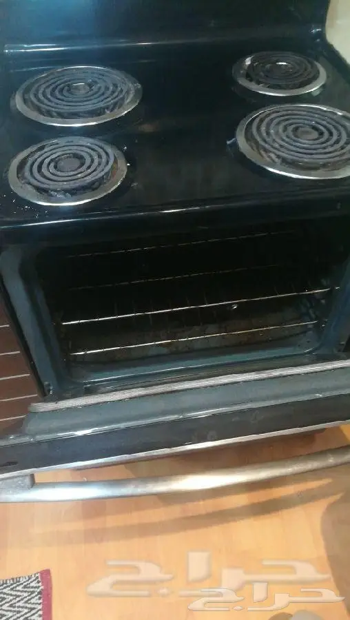 دولاب غرفة نوم وفرن كهربائي وتسريحه  (image 7)