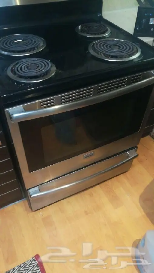 دولاب غرفة نوم وفرن كهربائي وتسريحه  (image 8)