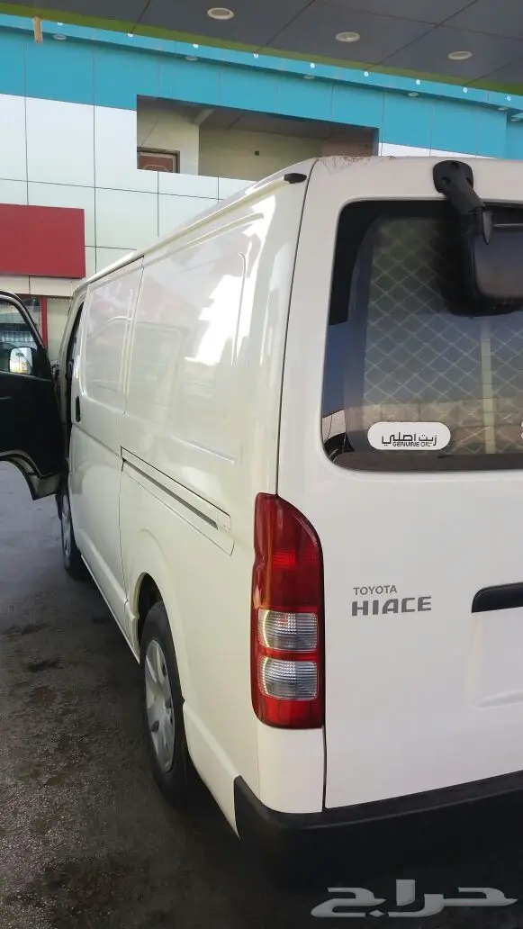تويوتا 2014 فان هاس بضاعه ساحبها من الوكالة