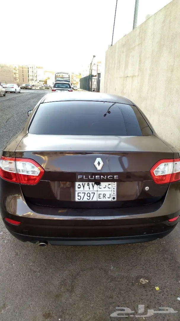 للبيع سيارة رينو فلوانس موديل 2014 لون بني (image 5)