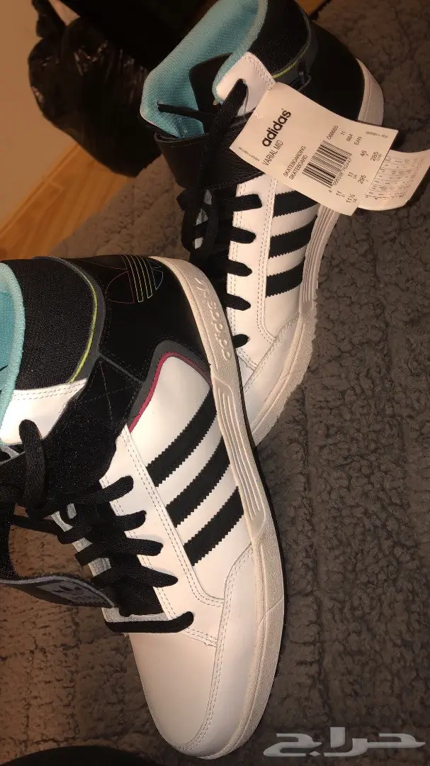 حذاء Adidas جديد  (image 1)