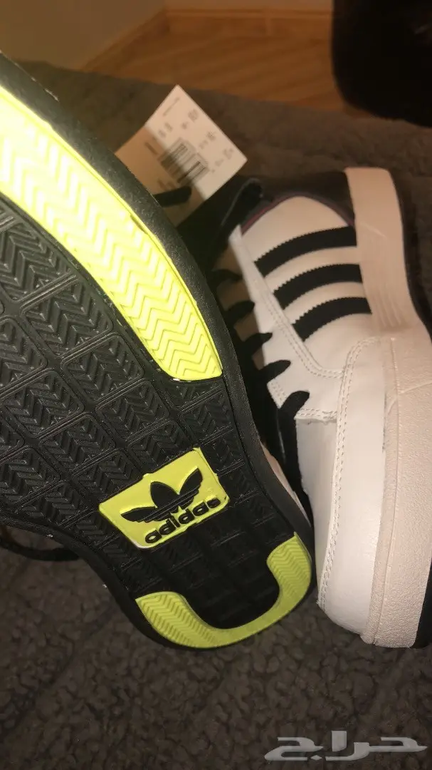 حذاء Adidas جديد  (image 2)