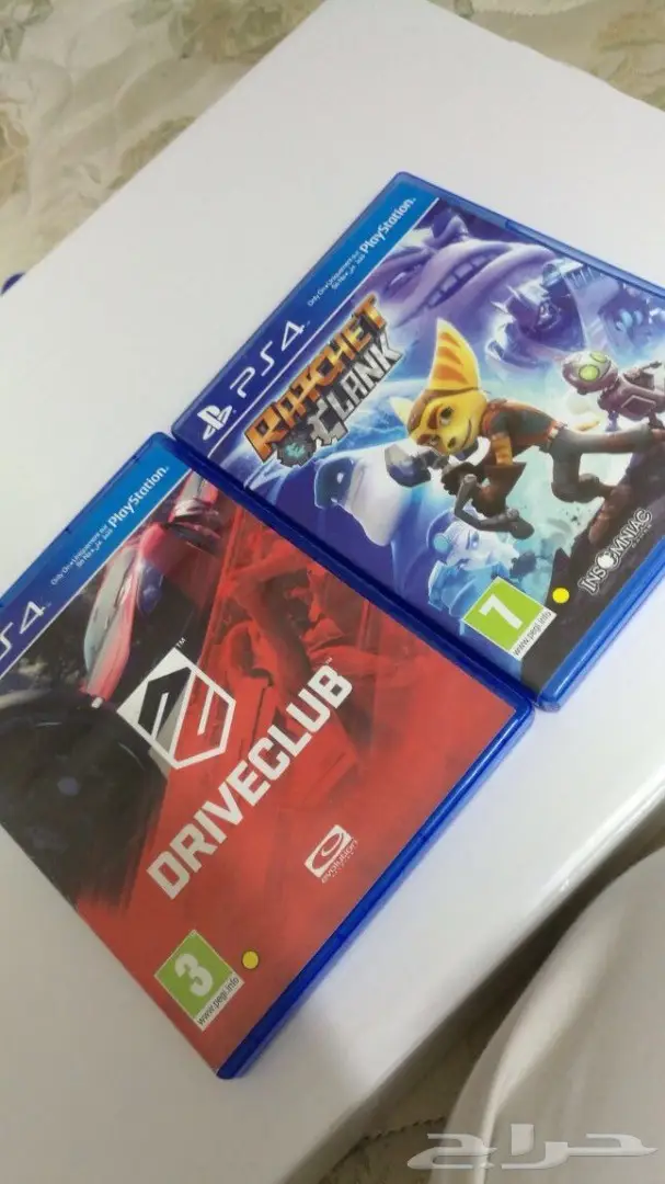 للبيع شريطين ب 100 