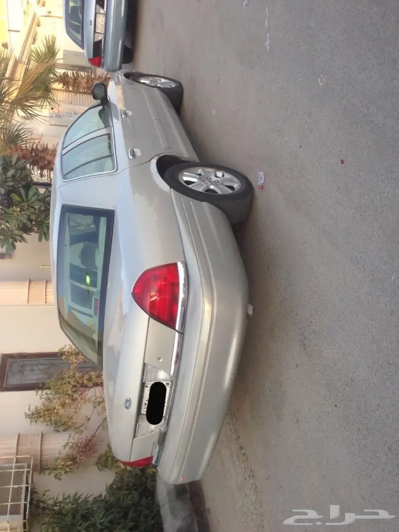 فورد كراون فكتوريا 2009 للبيع (image 2)