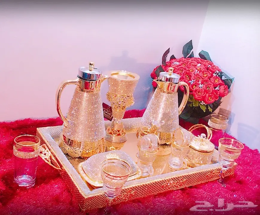 طقم الضيافة الفاخر مرصع بالكريستال حصريااا (image 3)