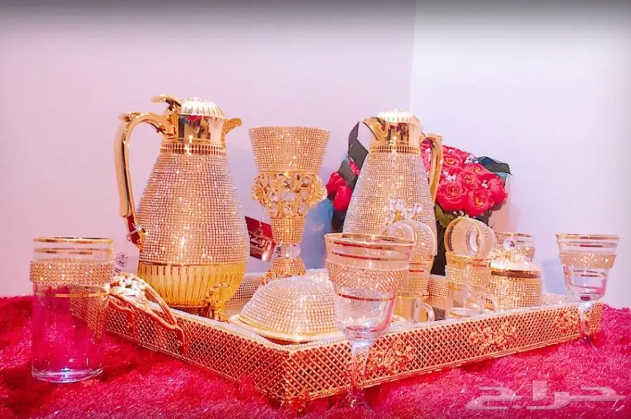طقم الضيافة الفاخر مرصع بالكريستال حصريااا (image 5)