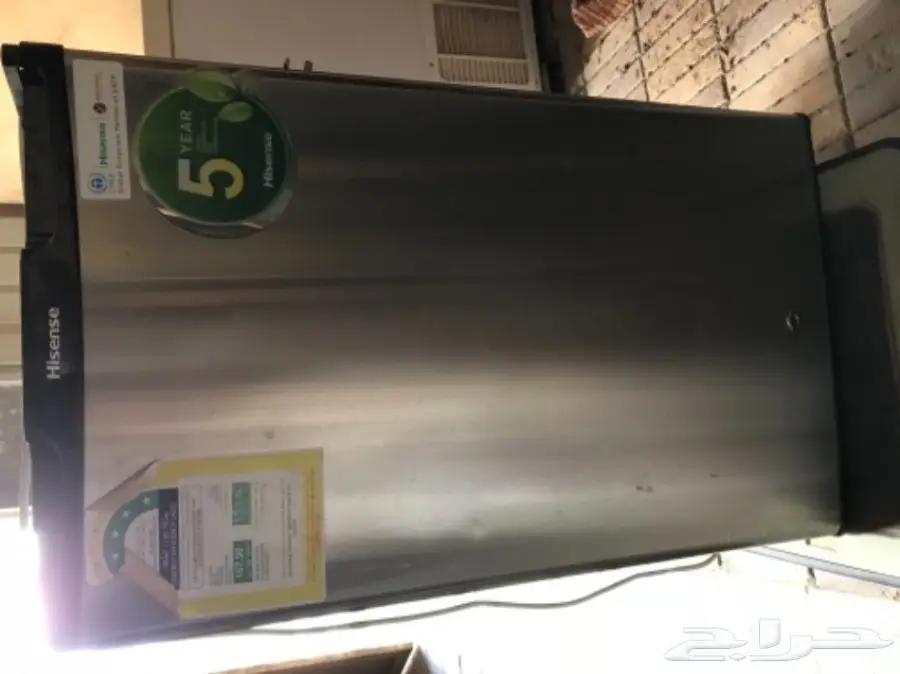 ثلاجة حجم صغير 