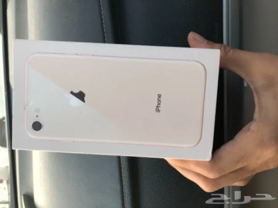 أيفون 8