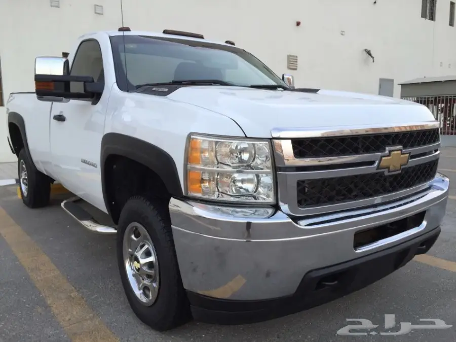 للبيع سلفرادو 2011 HD2500 ابيض غمارة