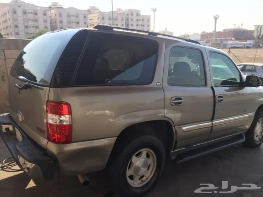 جي ام سي يوكن 2003 كامل (image 9)