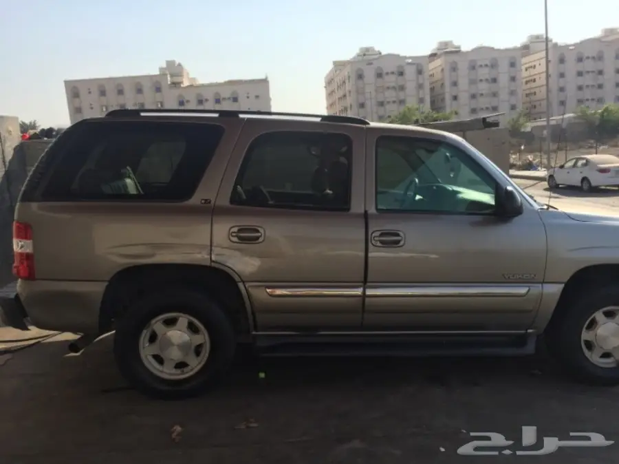 جي ام سي يوكن 2003 كامل (image 10)