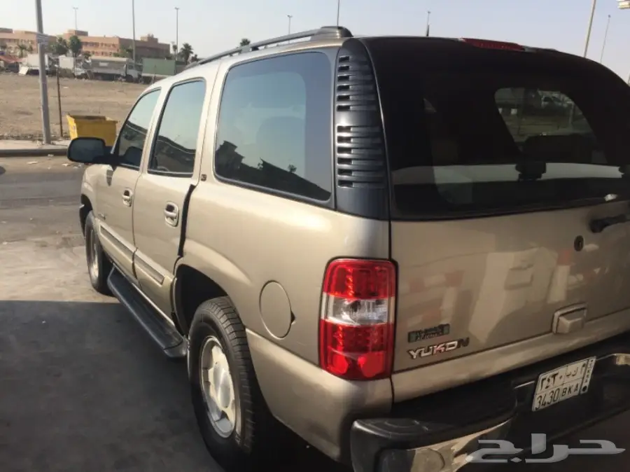 جي ام سي يوكن 2003 كامل (image 14)