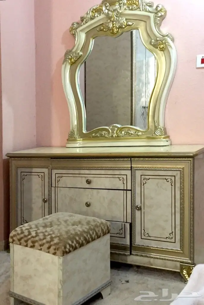 غرفة نوم للبيع