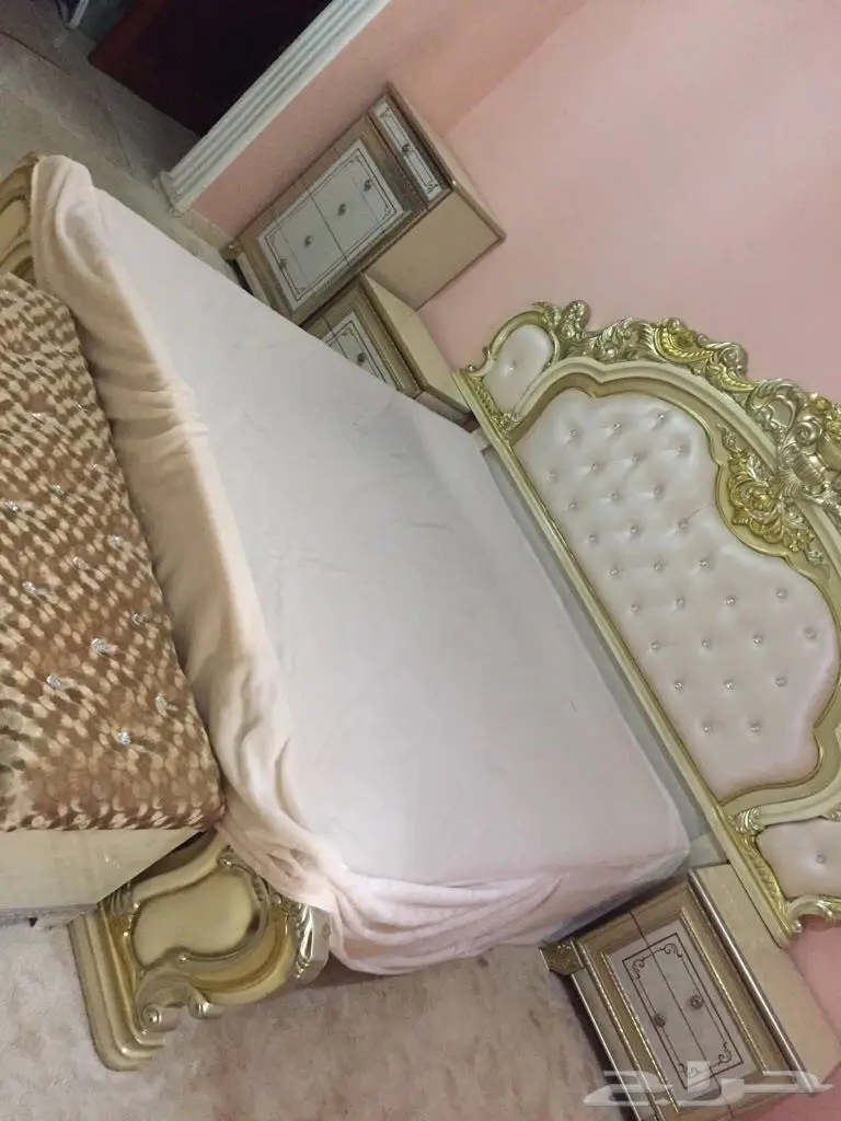 غرفة نوم للبيع (image 1)