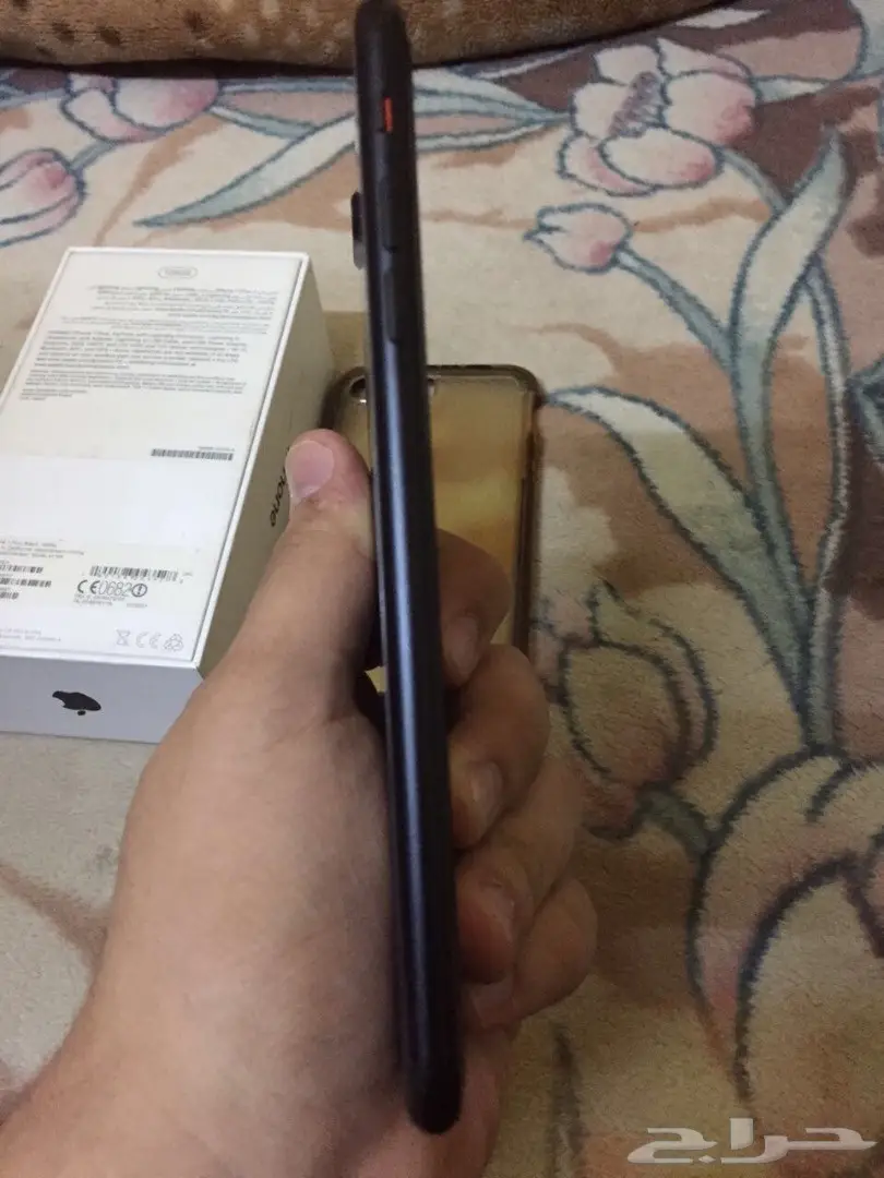 ايفون 7 بلس لون اسود مطفي 128 قيقا (image 7)