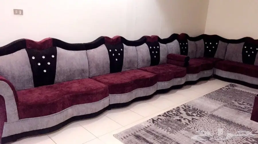 كنب كبير جدآ للبيع 