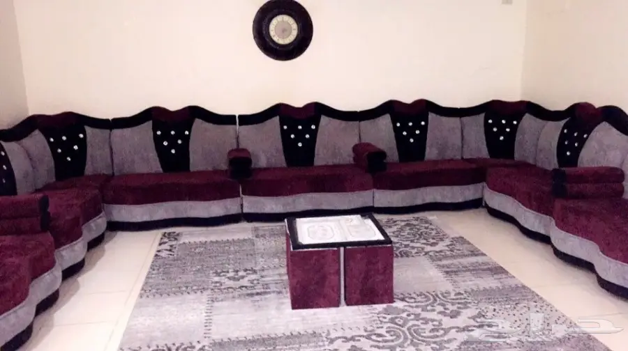 كنب كبير جدآ للبيع  (image 1)