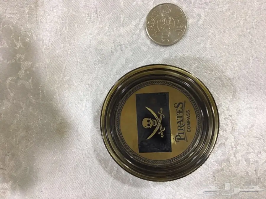 بوصلة نحاس برسومات القراصنه  (image 5)