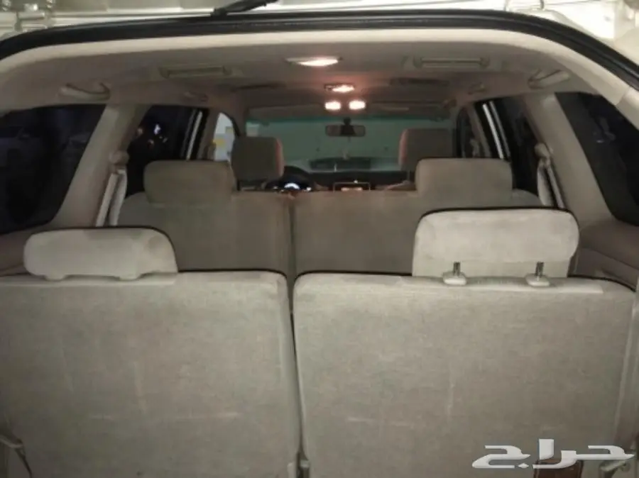 اينوفا 2012 نظيف للبيع (image 2)