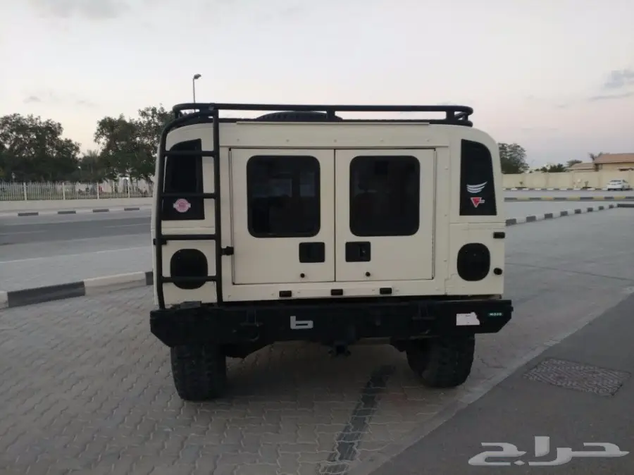 للبيع همر H1 HUMMER موديل 1995 (image 4)